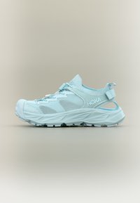 Niewybrane, glimmering blue