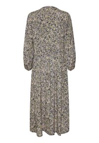 Abito dal motivo floreale con scollo rotondo, maniche lunghe a sbuffo e vita arricciata. I colori includono blu navy, lavanda e verde su uno sfondo chiaro.