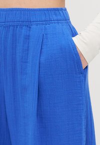 Gap Tall WIDE LEG EASY  - Nohavice - dazzling blue