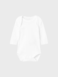 Body bianco a maniche lunghe realizzato in morbido cotone, con scollatura rotonda e chiusura a bottoni a pressione all'inguine per una facile vestizione.