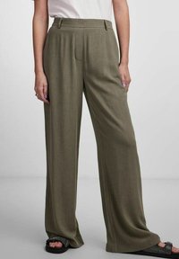 Pcvinsty Hw Linen Culotte Deep Lichen Green main image 1