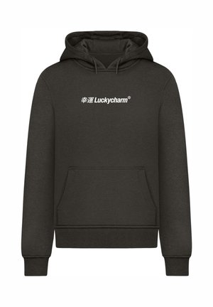 Czarny szary hoodie wykonany z miękkiego materiału, z kieszenią kangurką, ribbowymi mankietami oraz białym nadrukowanym logo z przodu.