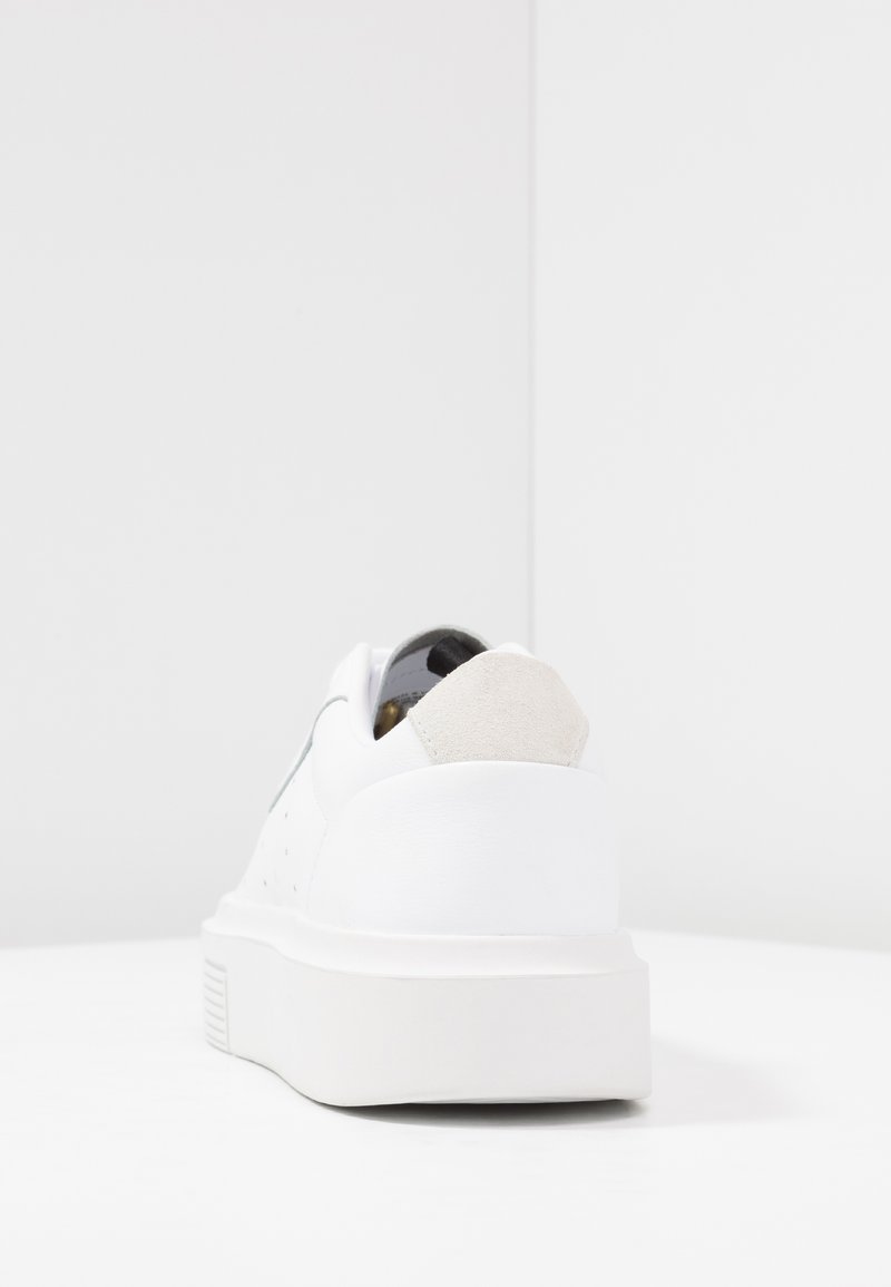 adidas Originals SLEEK SUPER - Trainers - footwear white/crystal white/core  black/white - Zalando.ie