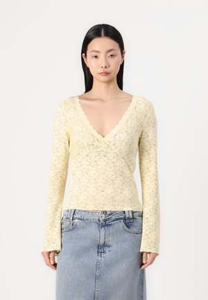 Gina Tricot Bluse - light yellow