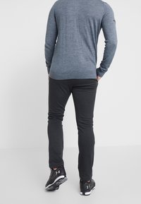 Callaway Stickad tröja - grey