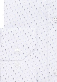 Biała bawełniana koszula z długim rękawem, zdobiona powtarzającym się małym niebieskim i czarnym wzorem. Posiada klasyczny kołnierz oraz button-down z przejrzystymi guzikami.