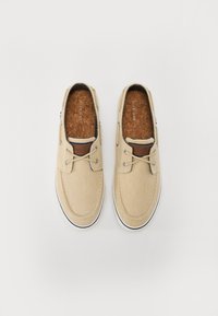 Thumbnail Image 4