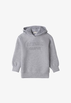 Felpa leggera grigia con cappuccio, maniche lunghe e testo in rilievo "STYLISH CRAFTY" sul davanti.