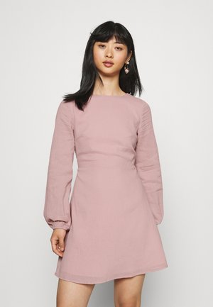 BOW TIE BACK DRESS - Vapaa-ajan mekko - blush