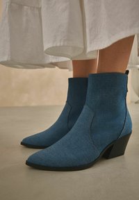 Next FOREVER COMFORT WESTERN STANDARD - Botines camperos - mottled blue
