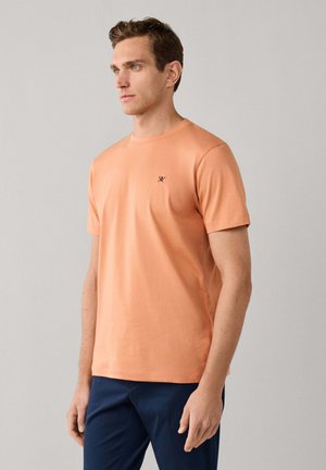 Hackett London HACKETT LONDON BASIC T-SHIRT SS LOGO TEE - Basic T-shirt - soft orange