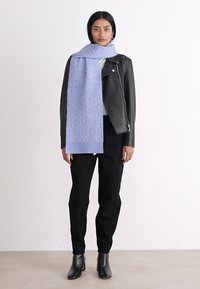 COACH SIGNATURE MUFFLER - Cachecol - mist blue