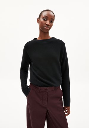 MEDINAA - Jumper - black