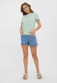 Vero Moda - T-shirt basic