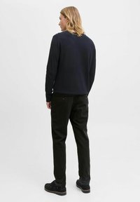 Jack & Jones JPSTMARCO JJFURY ANA - Chino - rosin