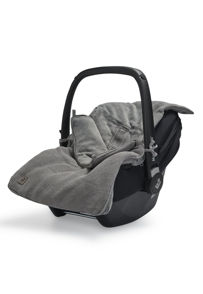 Car seat in black with a plush gray cover, featuring a cushioned headrest and an ergonomic handle. Notable textured fabric and fastening details.