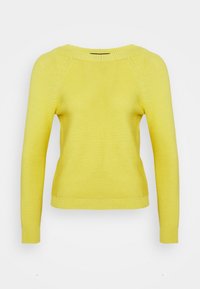Žlutý pletený svetr s kulatým výstřihem, dlouhými raglánovými rukávy a žebrovanými manžetami, s texturovaným vzorem po celém materiálu.