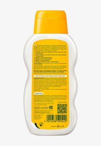 Witte plastic fles met een gebogen vorm en een heldere gele dop. Het etiket aan de voorkant bevat productinformatie in het Duits, met een gele achtergrond en tekst die het gebruik beschrijft.