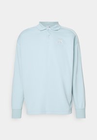 Unselected, turquoise surf