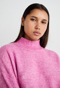 Vero Moda VMPHILLIS LONG  - Pulover - fuchsia pink