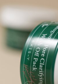 AXIS-Y MUGWORT PORE CLARIFYING WASH OFF PACK - Masker