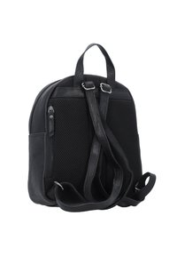 Zaino nero realizzato in rete e pelle, dotato di due spallacci regolabili, maniglia superiore e una tasca con zip sul lato.