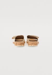 Thumbnail Image 6