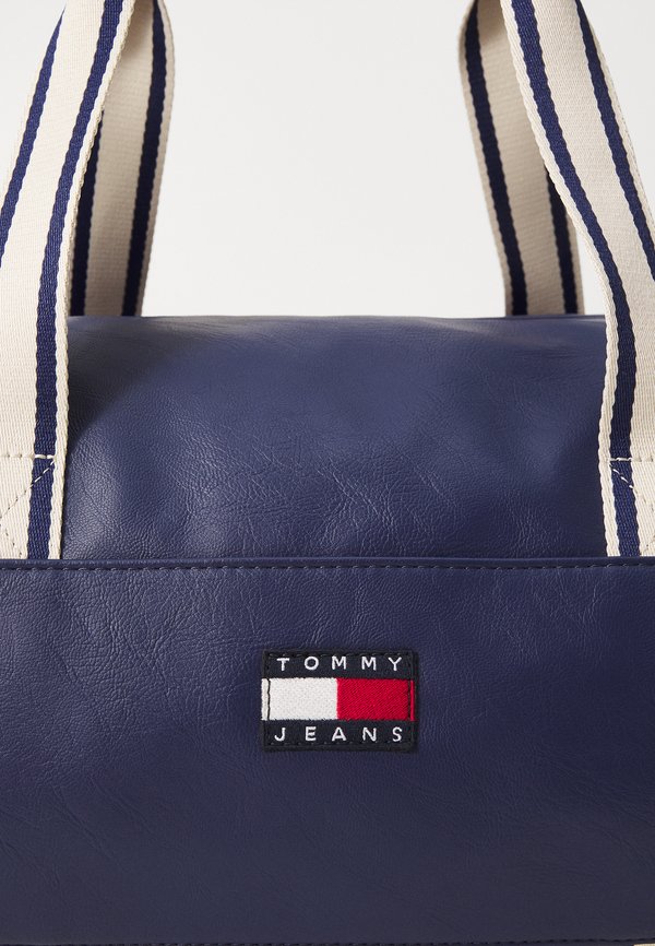CITY COLLEGE DUFFLE - Weekend bag - corporate2