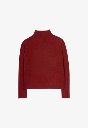 Roter Langarm-Turtleneck-Pullover mit gerippten Bündchen und Saum, flach auf einem weißen Hintergrund drapiert.