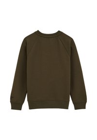 Olíva zöld pulóver, bordázott kerek nyakkal, raglán ujjakkal és textúrált felülettel. Az alsó bal ujján található egy logó.