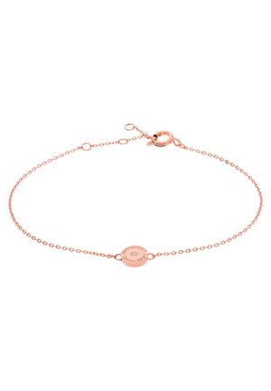 Armband aus Roségold mit einer zarten Kette, die einen runden Anhänger mit eingraviertem Markennamen und einem Karabinerhakenverschluss aufweist.