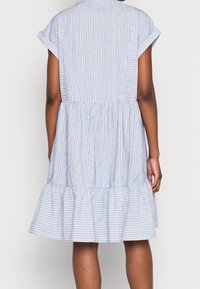 Esprit Vestido informal - off-white