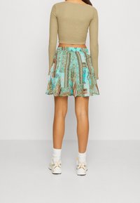 ONLY Falda acampanada - green