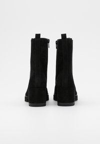 Kennel + Schmenger Botines con plataforma - black