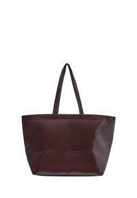 Dunkelbraune Leder-Tote mit zwei Griffen und sichtbaren Nähten, auf einem weißen Hintergrund dargestellt.