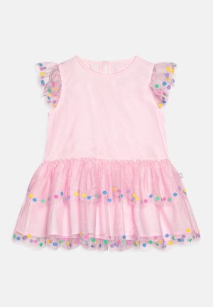 Abito rosa con un corsetto comodo e una gonna di tulle a strati. Le maniche arricciate presentano pois colorati. Vita elastica per un facile adattamento.