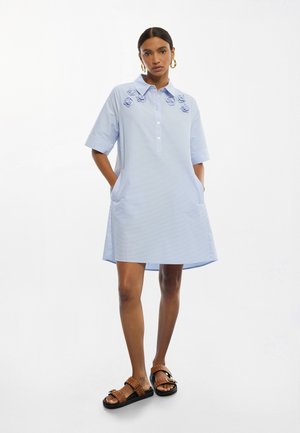 Vestido camisero - sky blue