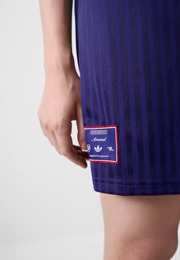 ARSENAL FC ICON - Club wear - night sky3