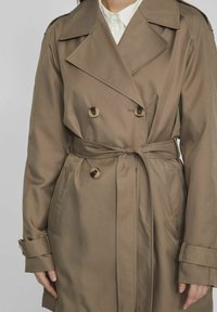 VILA TAILLENGÜRTEL - Šineļveida mētelis - walnut