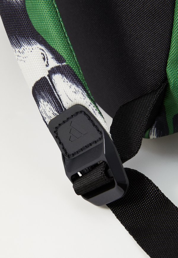 FARM CLASSIC - Rucksack2