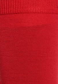 FALKE Airport - Calzettoni - scarlet