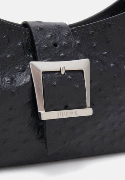 Filippa K THE 93 BUCKLE BAG - Τσάντα χειρός - black