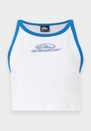 Bílý crop top s modrým lemem a kulatým výstřihem. Na přední straně se nachází modré logo Quiksilver. Vyroben z hladkého, lehkého materiálu.