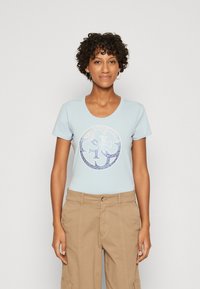 Guess - SS 4G LOGO  - Print T-shirt - arctic sky Thumbnail Image 1