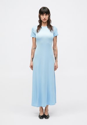 NOELLE DRESS - Robe longue - sky