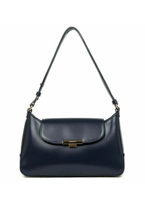 Sac à main en cuir bleu marine avec une forme structurée, une fermeture rabat, des accessoires en métal doré et une seule bandoulière réglable.