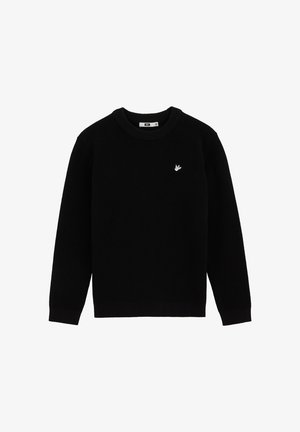Suéter de punto negro con cuello redondo, mangas largas y un pequeño logo blanco en el pecho. Presenta puños y dobladillo acanalados.