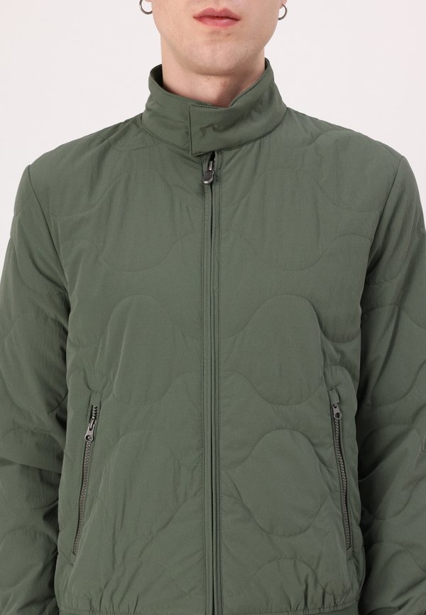 STREAM - Light jacket3