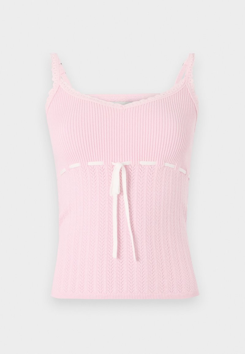 Różowy prążkowany top na ramiączkach z koronkowym wykończeniem, z pasem ściąganym sznurkiem i teksturowanym wzorem, zaprojektowany z cienkimi regulowanymi ramiączkami.