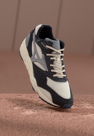 CONTENDER UNISEX - Sneakers laag - pristine/tradewinds/india ink